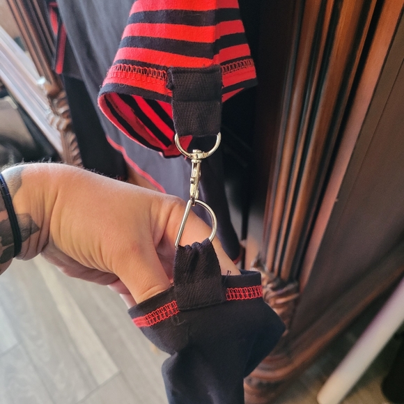 Skeleanimals Crop Long Sleeve Shirt and TRIPP NYC Arm Warmers MD - Picture 6 of 9